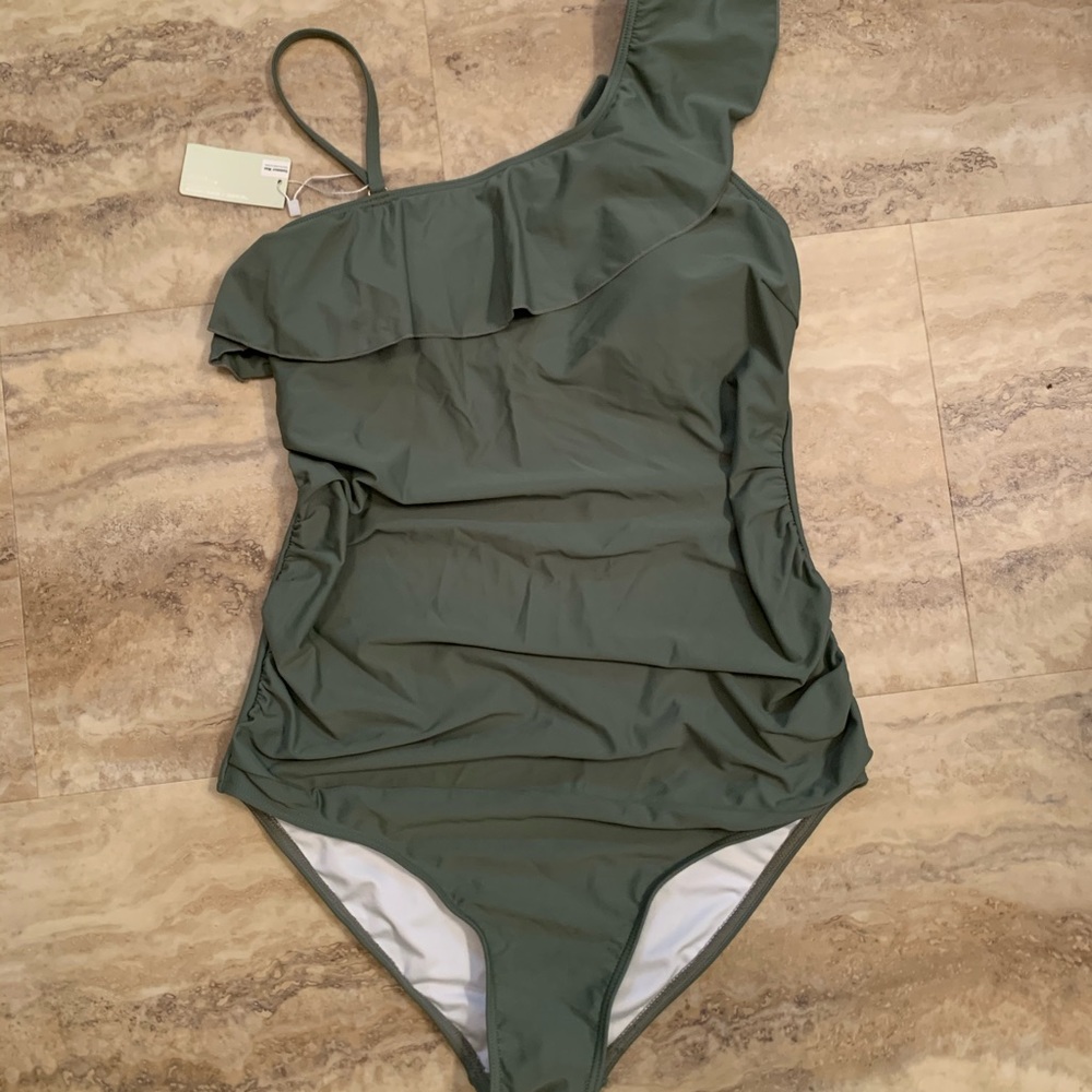 NWT one piece swimsuit